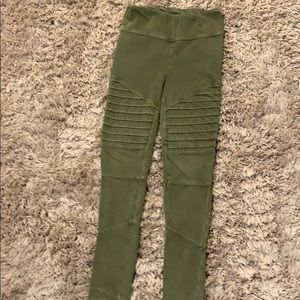 Ticker and Tate pants